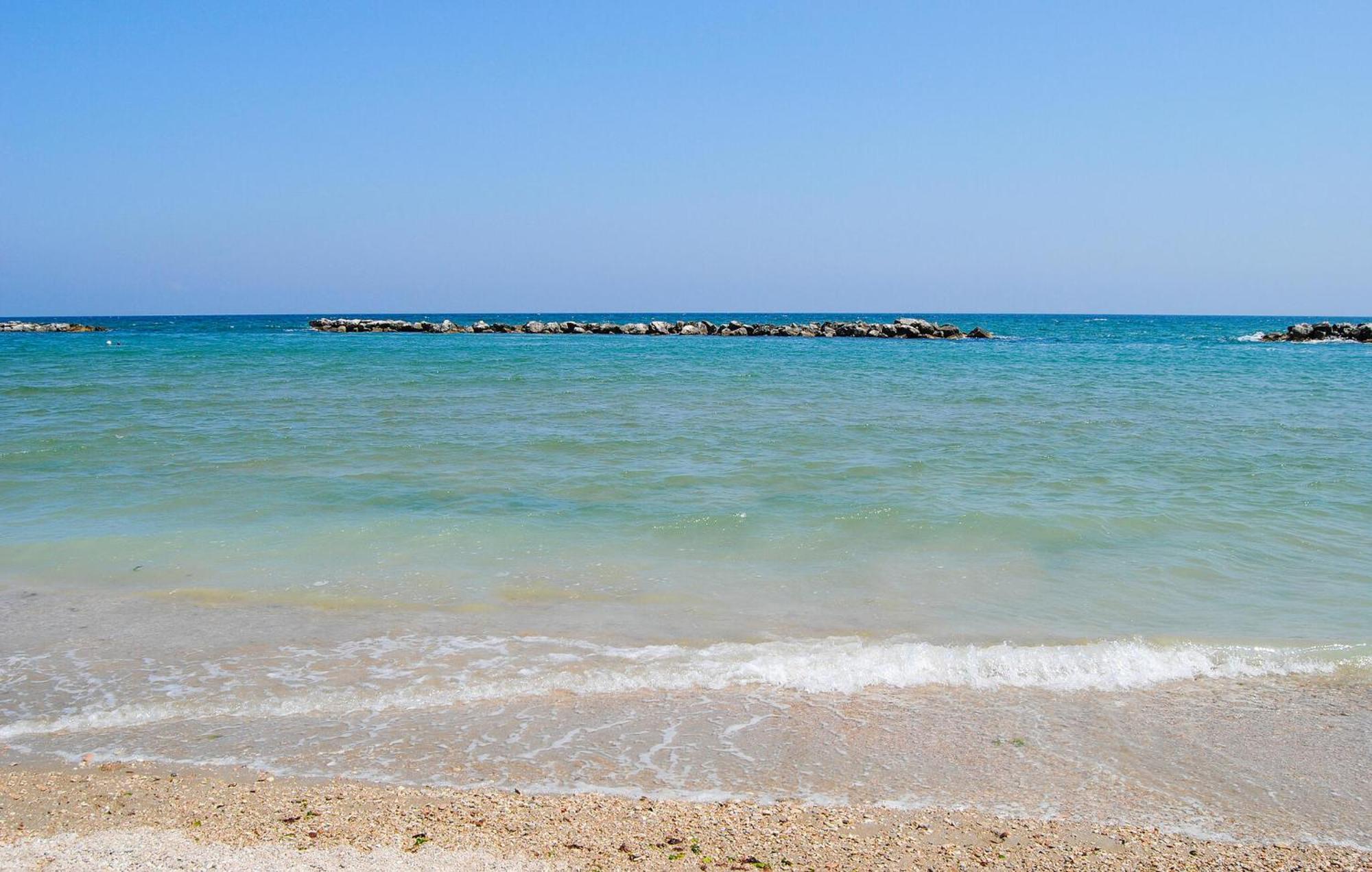 Awesome Home In Terre Roveresche With Wifi La Figurina Εξωτερικό φωτογραφία